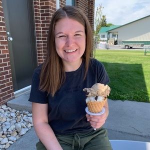 Meet your Posher, Lauren